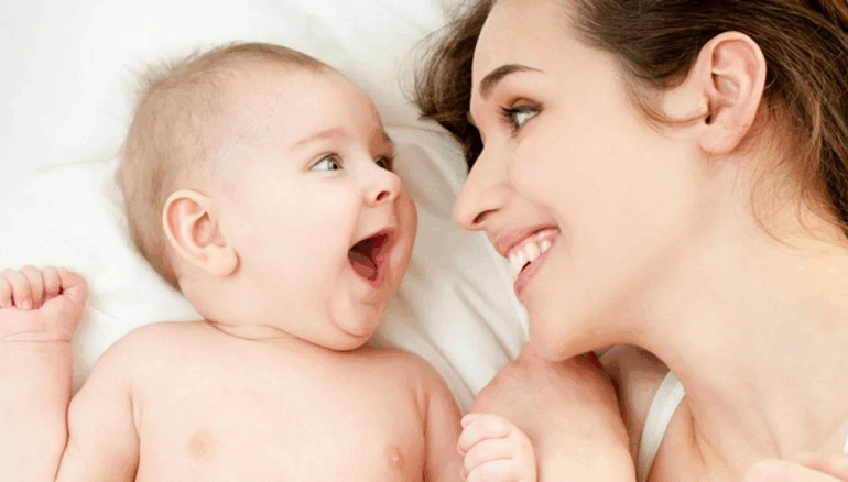 Bebeklerin Daha İyi Beslenmesi İçin Anneler İçin Pratik Öneriler