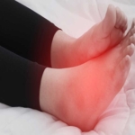 Hamilelikte ayaklarda şişlik normal mi