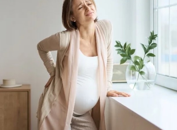 Gebelikte kalça ağrısı neden olur?